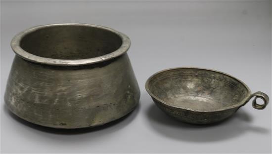 A Saudi cooking pot and a Daghastan metal bowl